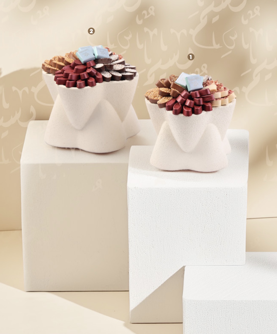 Pot design en céramique granulé mat